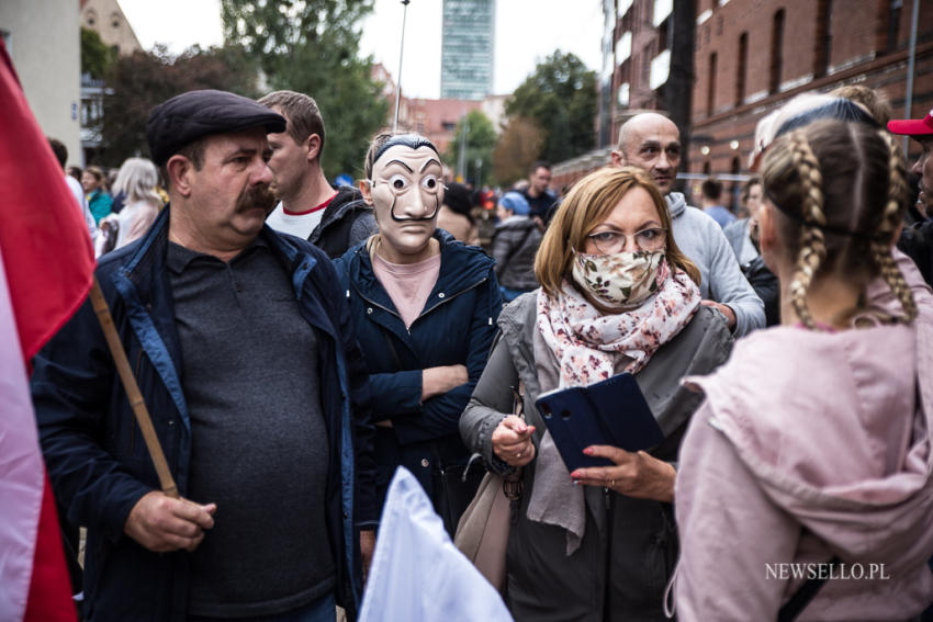 Manifestacja antycovidowców w Gdańsku