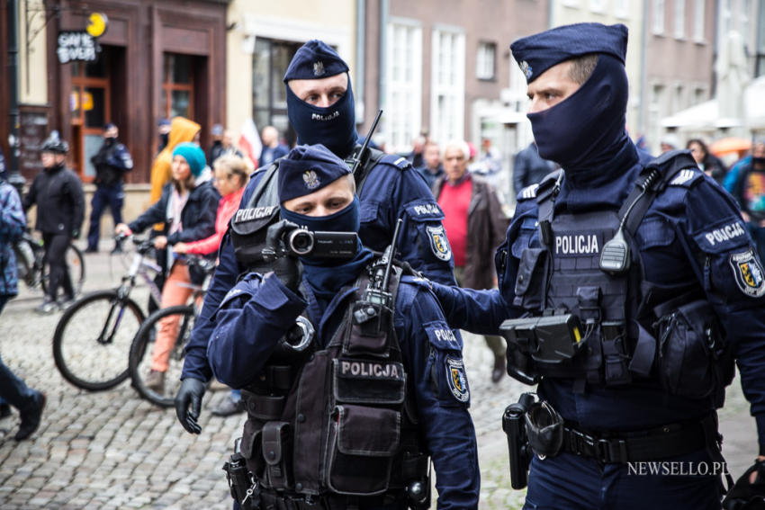 Manifestacja antycovidowców w Gdańsku