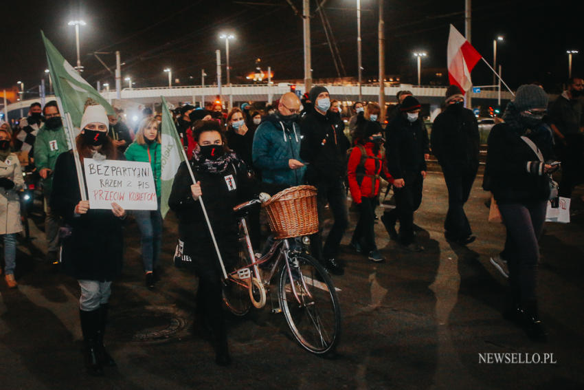 Strajk Kobiet: Spacer we Wrocławiu