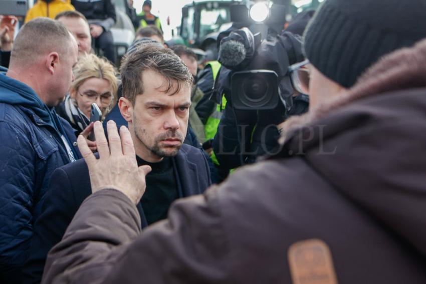 Minister Rolnictwa Michał Kołodziejczak na proteście rolników w Nysie.