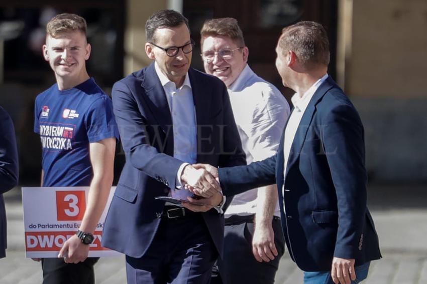 Kampania wyborcza do Parlamentu Europejskiego 2024 - Premier Mateusz Morawiecki I Michał Dworczyk