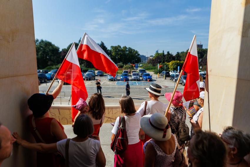 W obronie polskiej szkoły - demonstracja we Wrocławiu