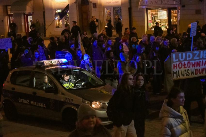 Strajk Kobiet protestował w Warszawie