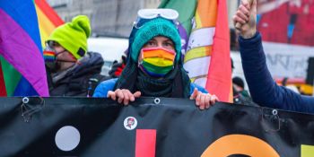 Strajk Kobiet: W imię matki, córki, siostry - manifestacja w Warszawie