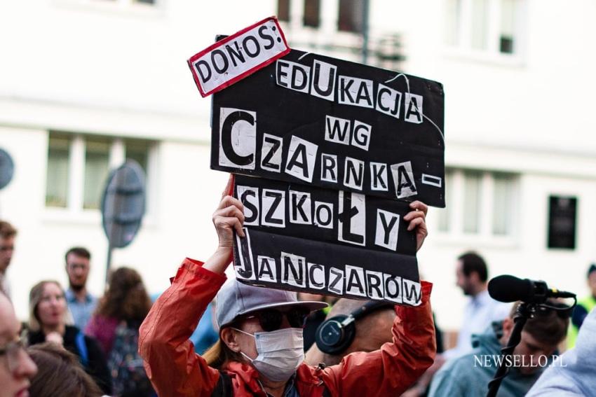 HiT happens - wielki protest przeciwko HiT-owi w szkołach