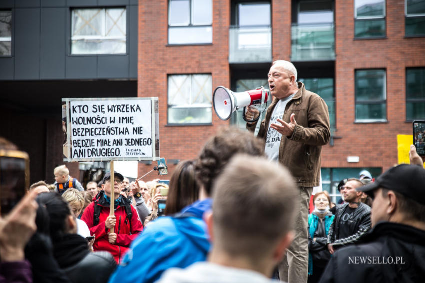 Manifestacja antycovidowców w Gdańsku