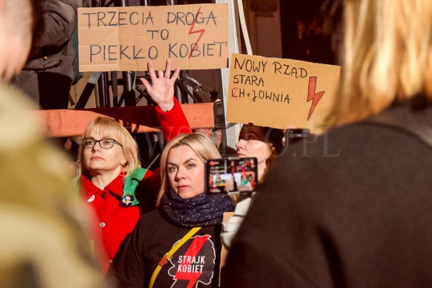 Strajk Kobiet protestował w Warszawie