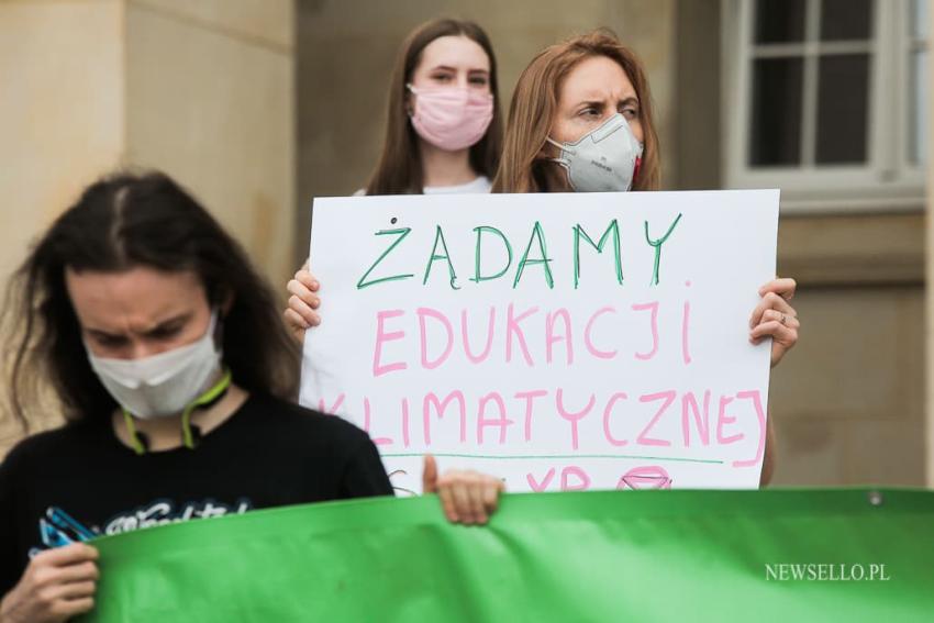 Protest Extinction Rebellion we Wrocławiu