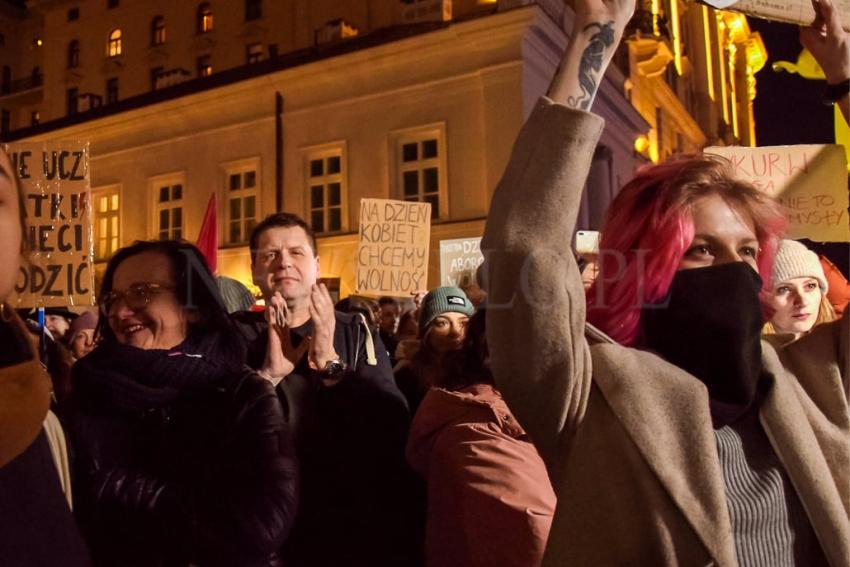 Strajk Kobiet protestował w Warszawie