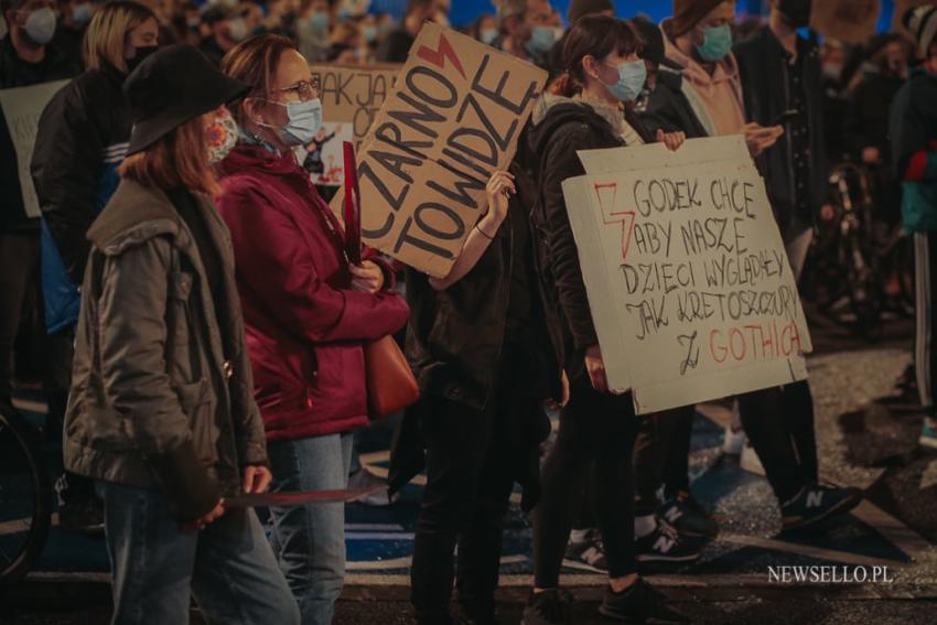 Strajk Kobiet: Marsz Ośmiu Gwiazd we Wrocławiu