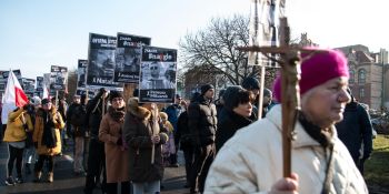 Marsz przeciwników szczepień przeszedł przez Poznań