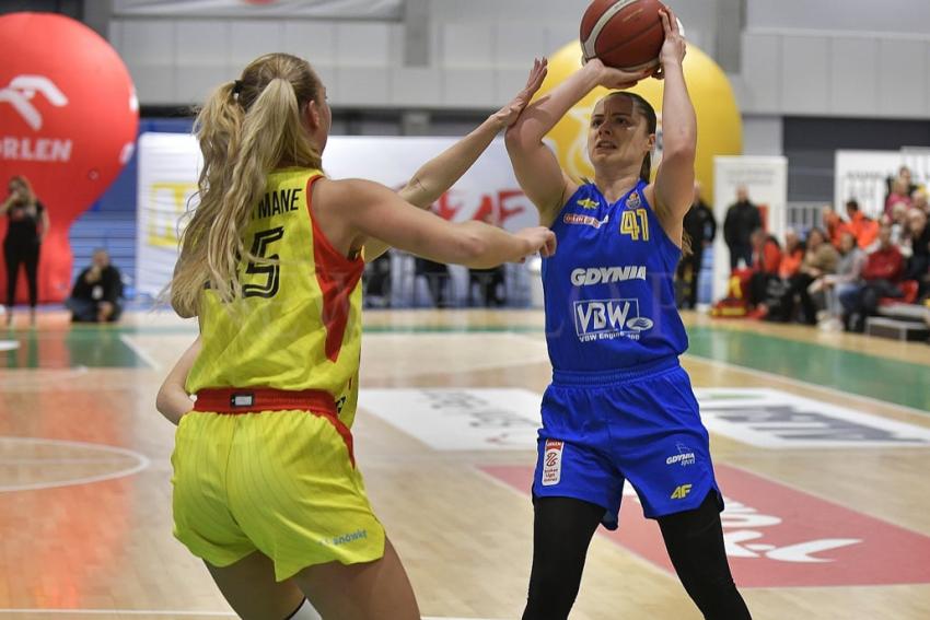 1KS Ślęza Wrocław - VBW Arka Gdynia 42:83