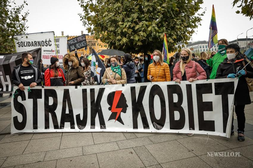 Rewolucja jest kobietą - manifestacja we Wrocławiu