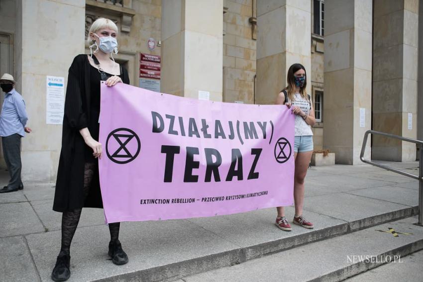 Protest Extinction Rebellion we Wrocławiu