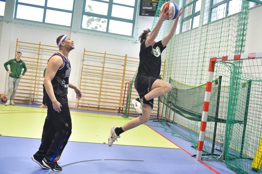 Harlem Globetrotters i WKS Śląsk w Dobrzykowicach