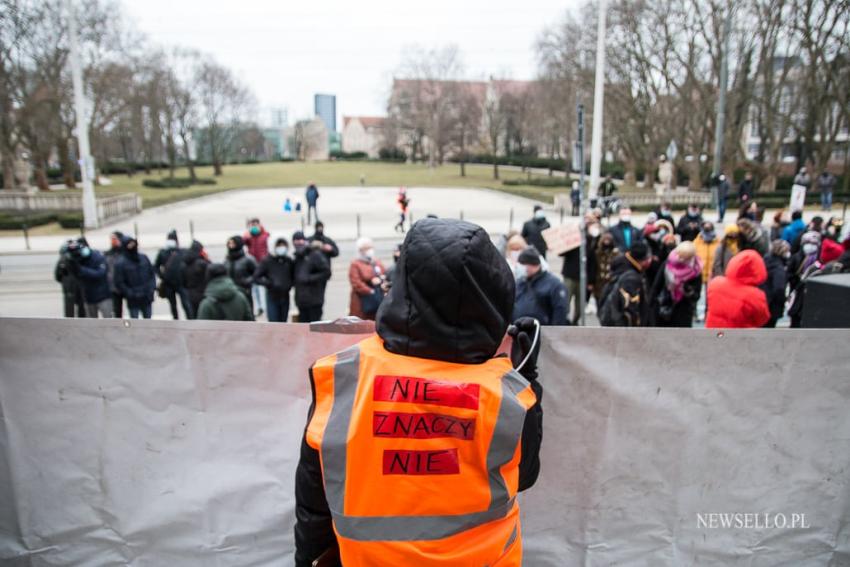 Demonstracja z okazji Dnia Kobiet w Poznaniu