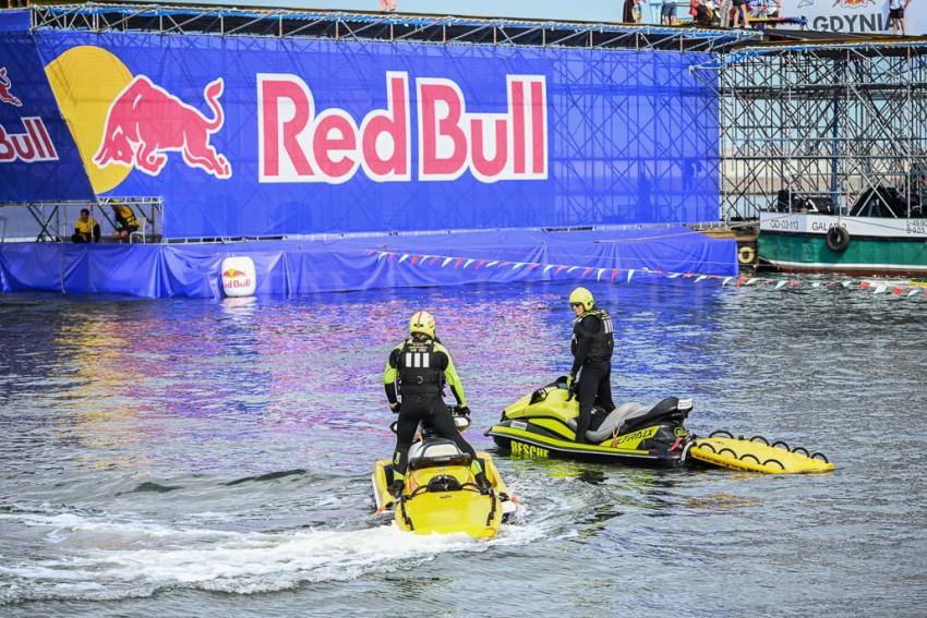 Konkurs lotów: Red Bull