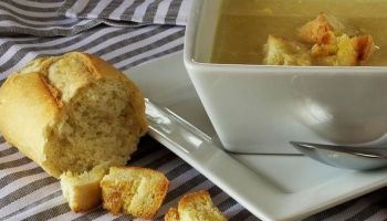 Zupa Chlebowa – pomysłowo, bezglutenowo i w 15 minut!
