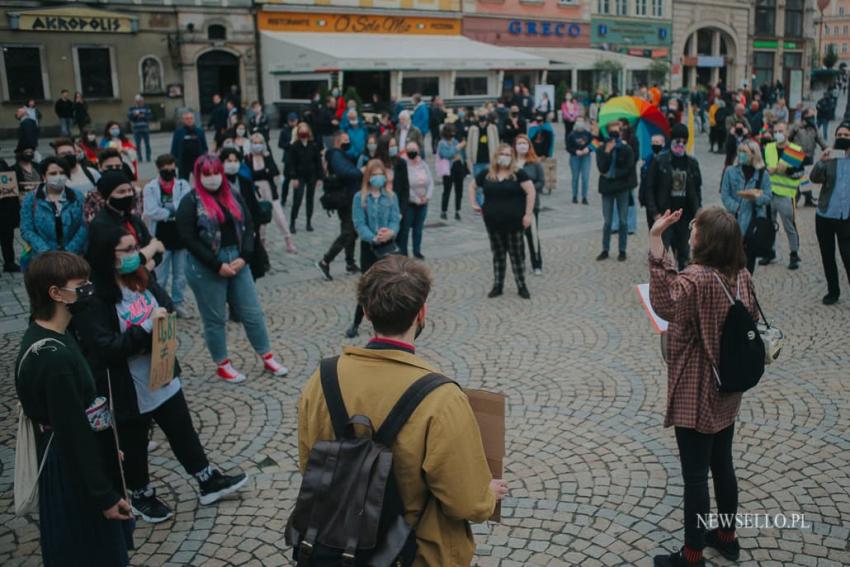 Protest przeciwko "Karcie Nienawiści" we Wrocławiu