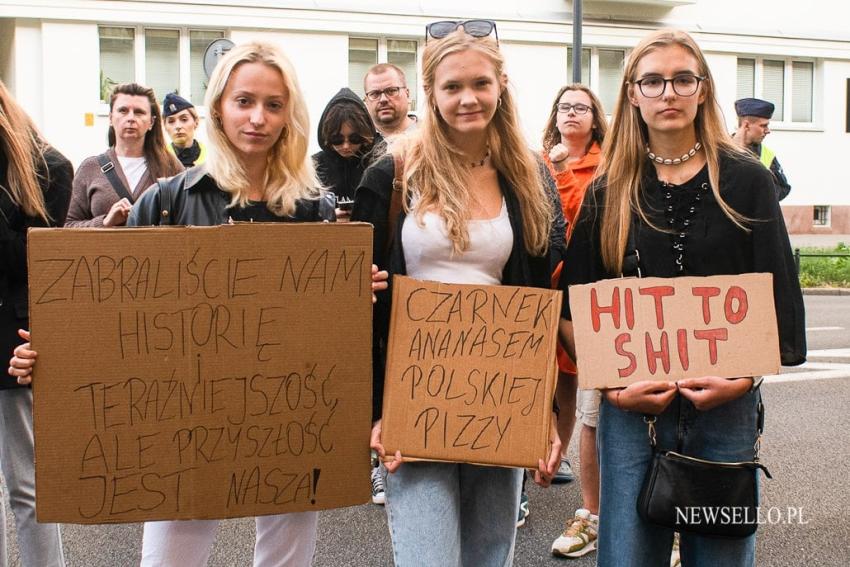 HiT happens - wielki protest przeciwko HiT-owi w szkołach