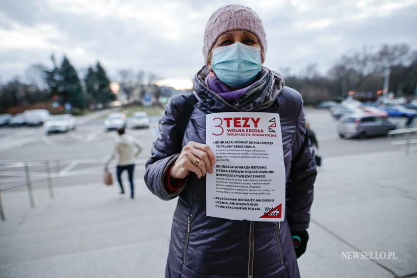 3 Tezy: Wolna Szkoła, Wolni Ludzie, Wolna Polska - protest we Wrocławiu