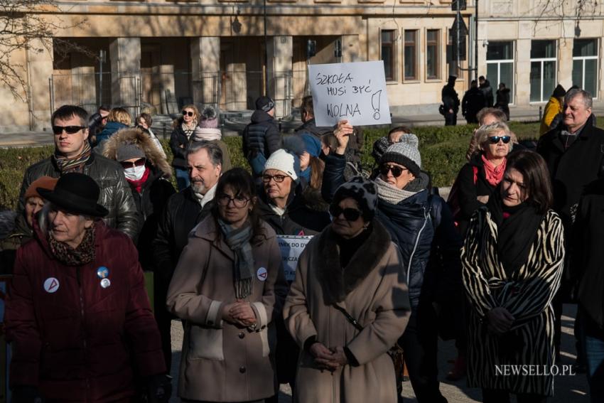 Protest przeciw "lex Czarnek" w Poznaniu.