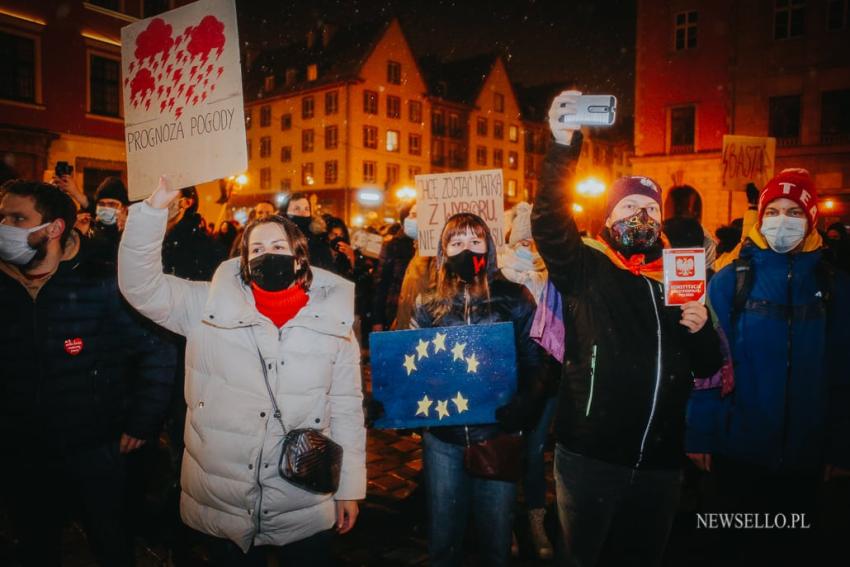 Strajk Kobiet 2021: NIE dla pseudo wyroku - manifestacja we Wrocławiu