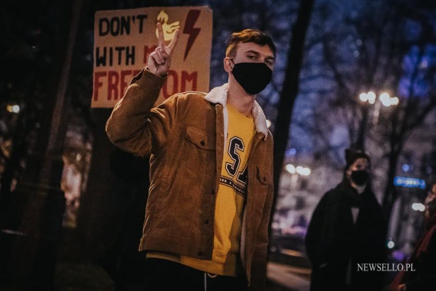 Strajk Kobiet: Usłyszcie Nas! MAMY DOŚĆ!