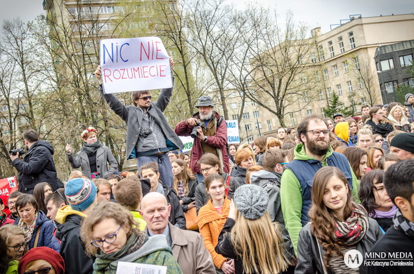 Warszawa: Demonstracja ODZYSKAC WYBOR 