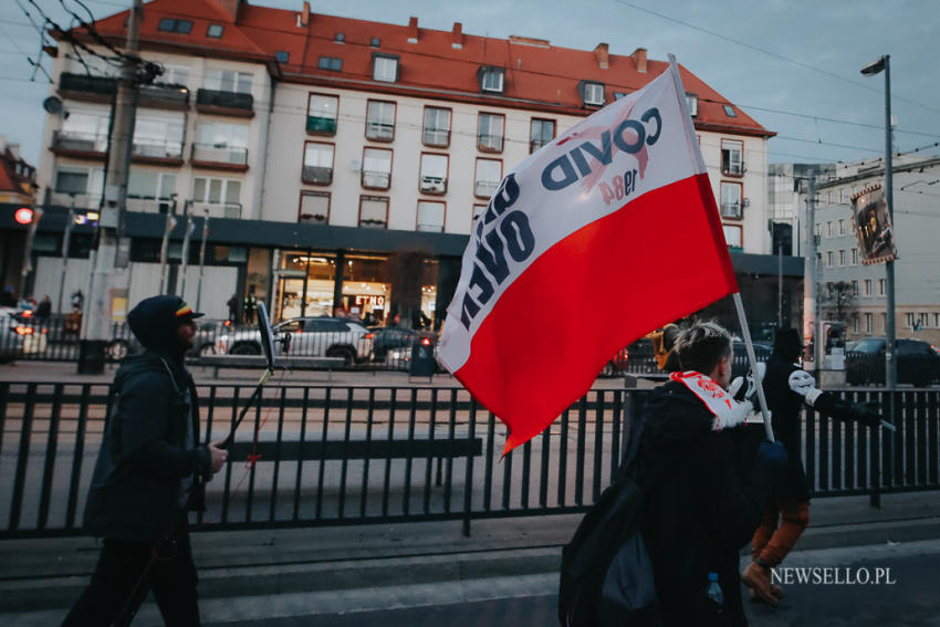 Antyszczepionkowcy - protest we Wrocławiu