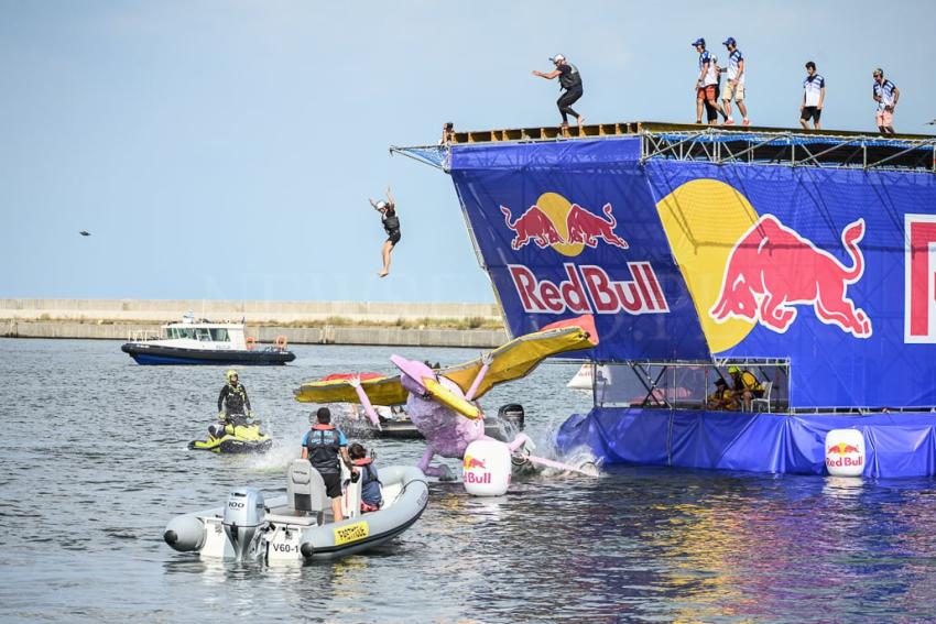 Konkurs lotów: Red Bull