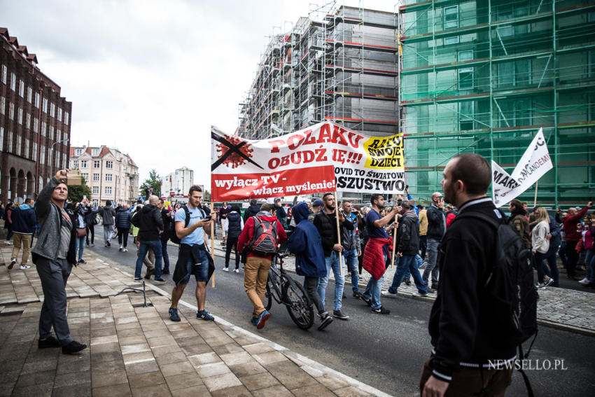 Manifestacja antycovidowców w Gdańsku