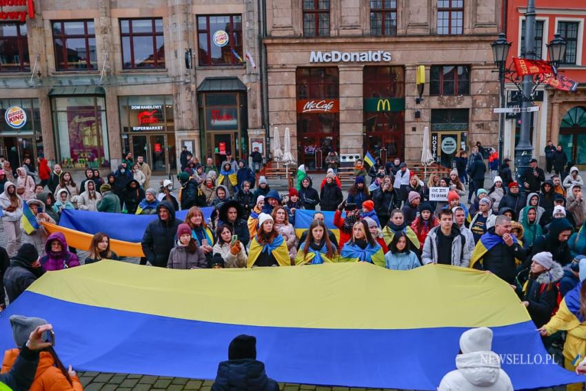 Solidarni z Ukrainą: NIE dla wojny - manifestacja poparcia we Wrocławiu