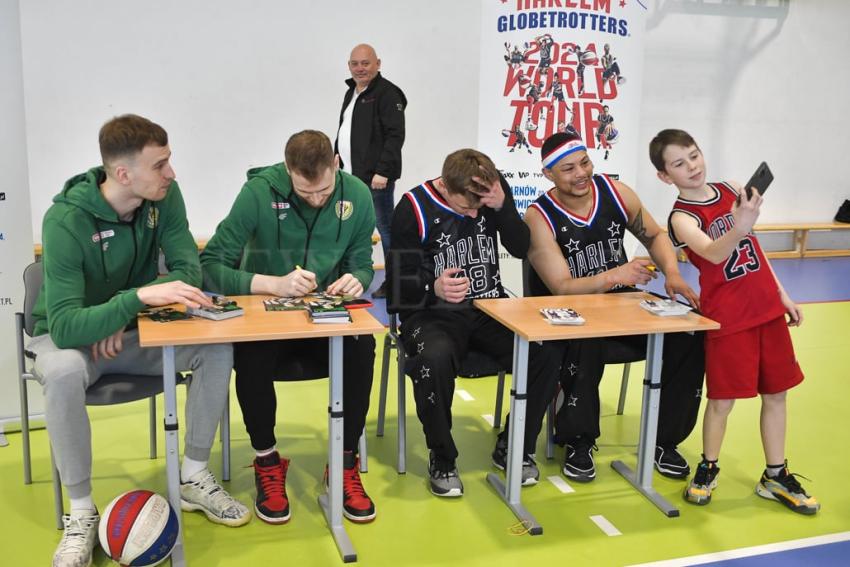 Harlem Globetrotters i WKS Śląsk w Dobrzykowicach