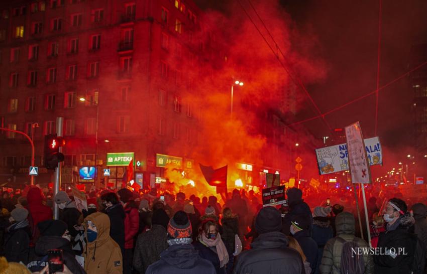 Strajk Kobiet 2021: Czas próby - manifestacja w Warszawie