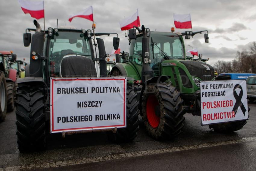 Minister Rolnictwa Michał Kołodziejczak na proteście rolników w Nysie.