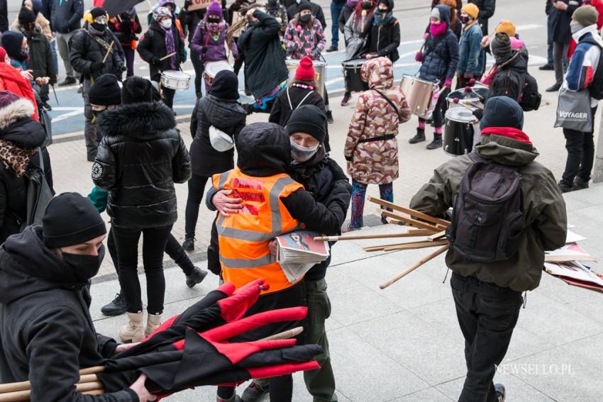 Demonstracja z okazji Dnia Kobiet w Poznaniu