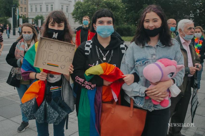 Protest przeciwko "Karcie Nienawiści" we Wrocławiu