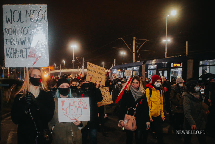 Strajk Kobiet: Spacer we Wrocławiu