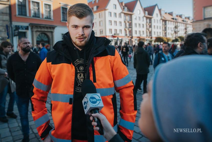 Młodzi solidarnie z medykami - protest we Wroclawiu