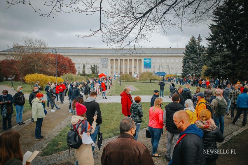 Majówka 2021: Masowe szczepienia przeciw Covid-19