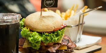 Skomponuj swojego burgera w McDonald’s we Wrocławiu!