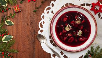 Barszcz nie tylko czerwony – nieznane oblicza świątecznej zupy!