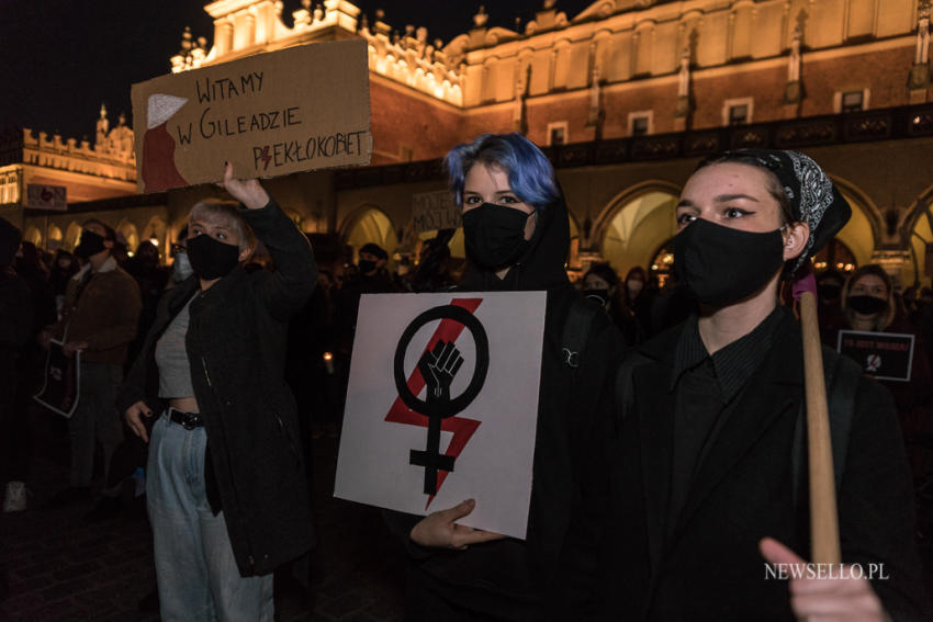 Strajk Kobiet - manifestacja w Krakowie