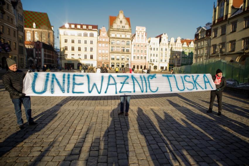 "Protest Wolnych Polaków" na rynku we Wrocławiu.