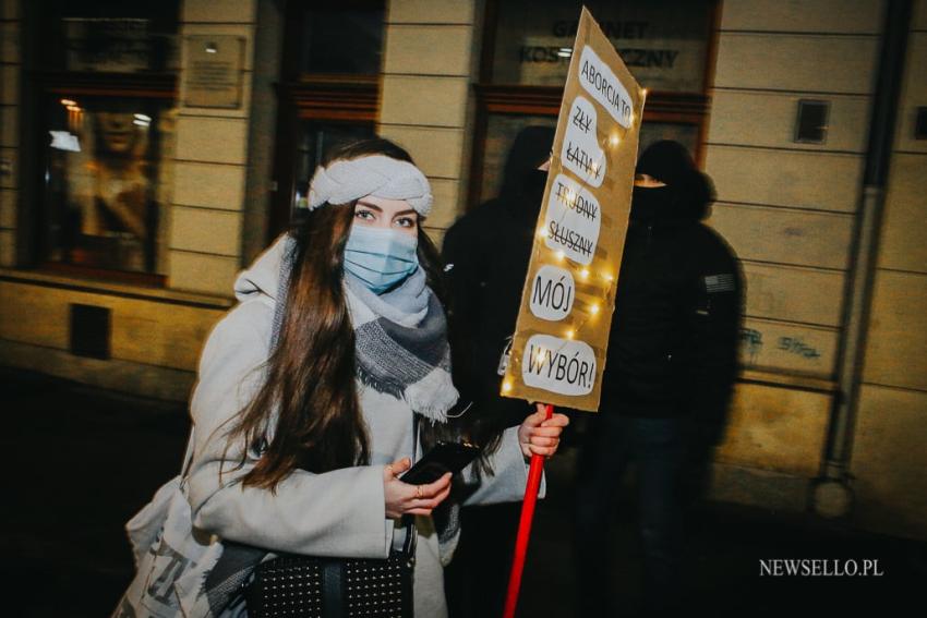 Strajk Kobiet 2021: NIE dla pseudo wyroku - manifestacja we Wrocławiu