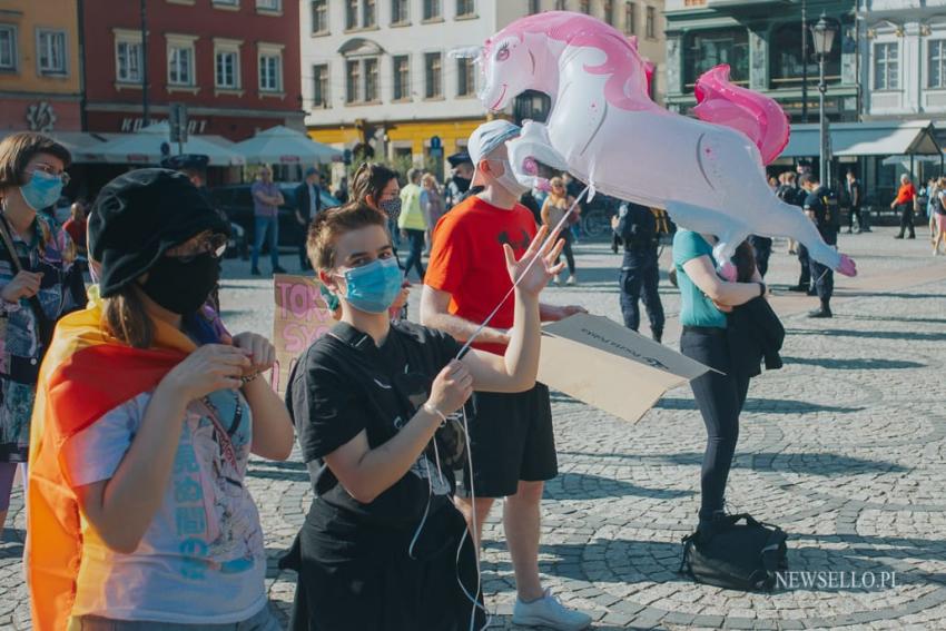 Stop przemocy wobec osób LGBTQIA+ - manifestacja we Wrocławiu