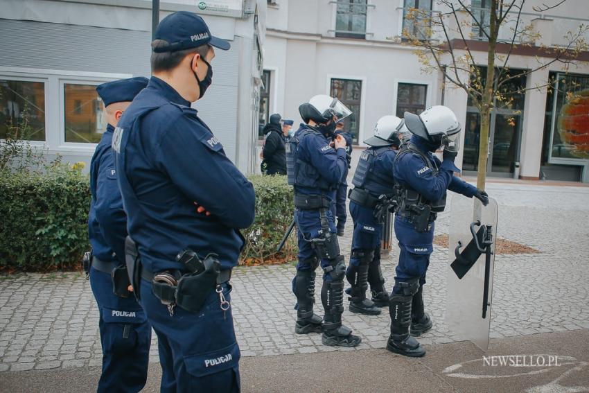 Walcz z wirusem kapitalizmu - demonstracja we Wrocławiu