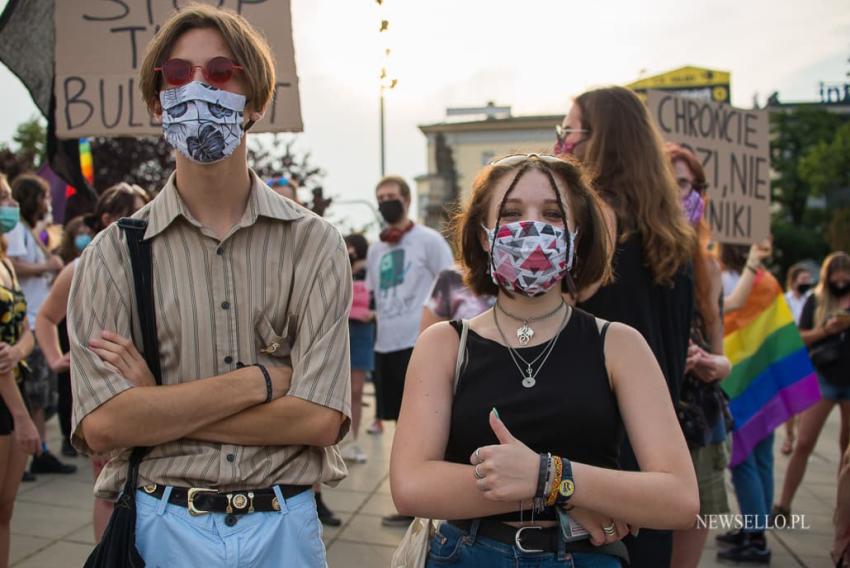 Wszystkich nas nie zamkniecie - manifestacja w Szczecinie