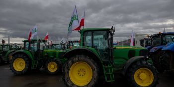 Minister Rolnictwa Michał Kołodziejczak na proteście rolników w Nysie.